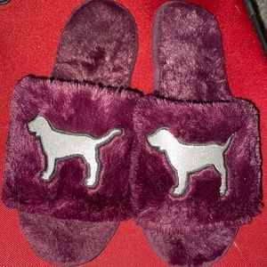 Victoria Secret PINK Cozy slippers size 8-10 NEW